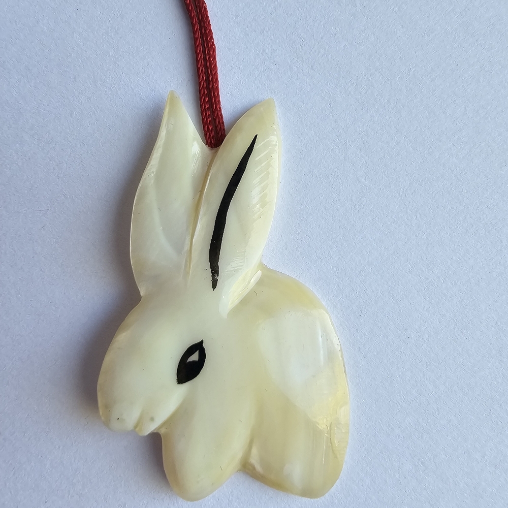 Vintage Hand-Carved Mother of Pearl Rabbit Pendant - Iridescent Shell Charm